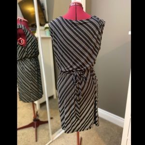 LOFT Dresses - 🌿2/20$ Ann Taylor LOFT Dress LOFT Dresses - 🌿2/20$ Ann Taylor LOFT Dress